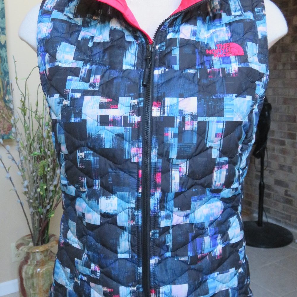 North Face Multicolor  vest S slim fit Thermoball
